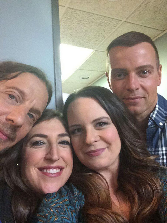 Get Blossom Reunion Alert See Mayim Bialik Joey Lawrence Jenna Von Oy And Michael Stoyanov Together Again E Online Uk For Android Free Get Wallpaper Blossom Reunion Alert See Mayim Bialik Joey Lawrence Jenna Von Oy And Michael Stoyanov Together Again E Online Uk For Free